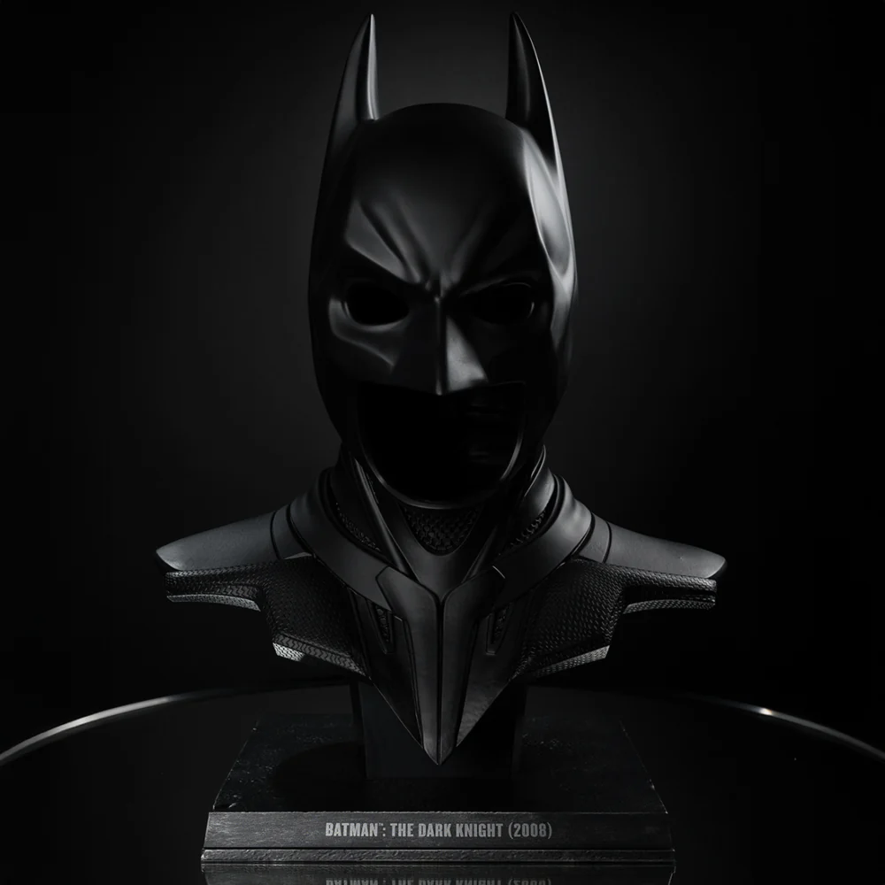 THE DARK KNIGHT McFarlane Toys DC Direct 1:1 Scale Cowl Replica